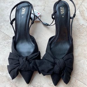 BRAND NEW WITH TAGS Zara Suede Kitten Heel